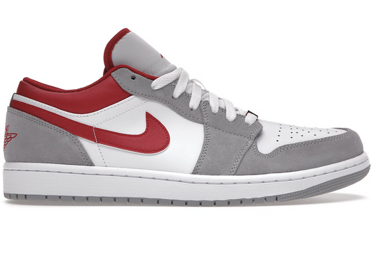 JORDAN 1 LOW SE LIGHT SMOKE GREY GYM RED